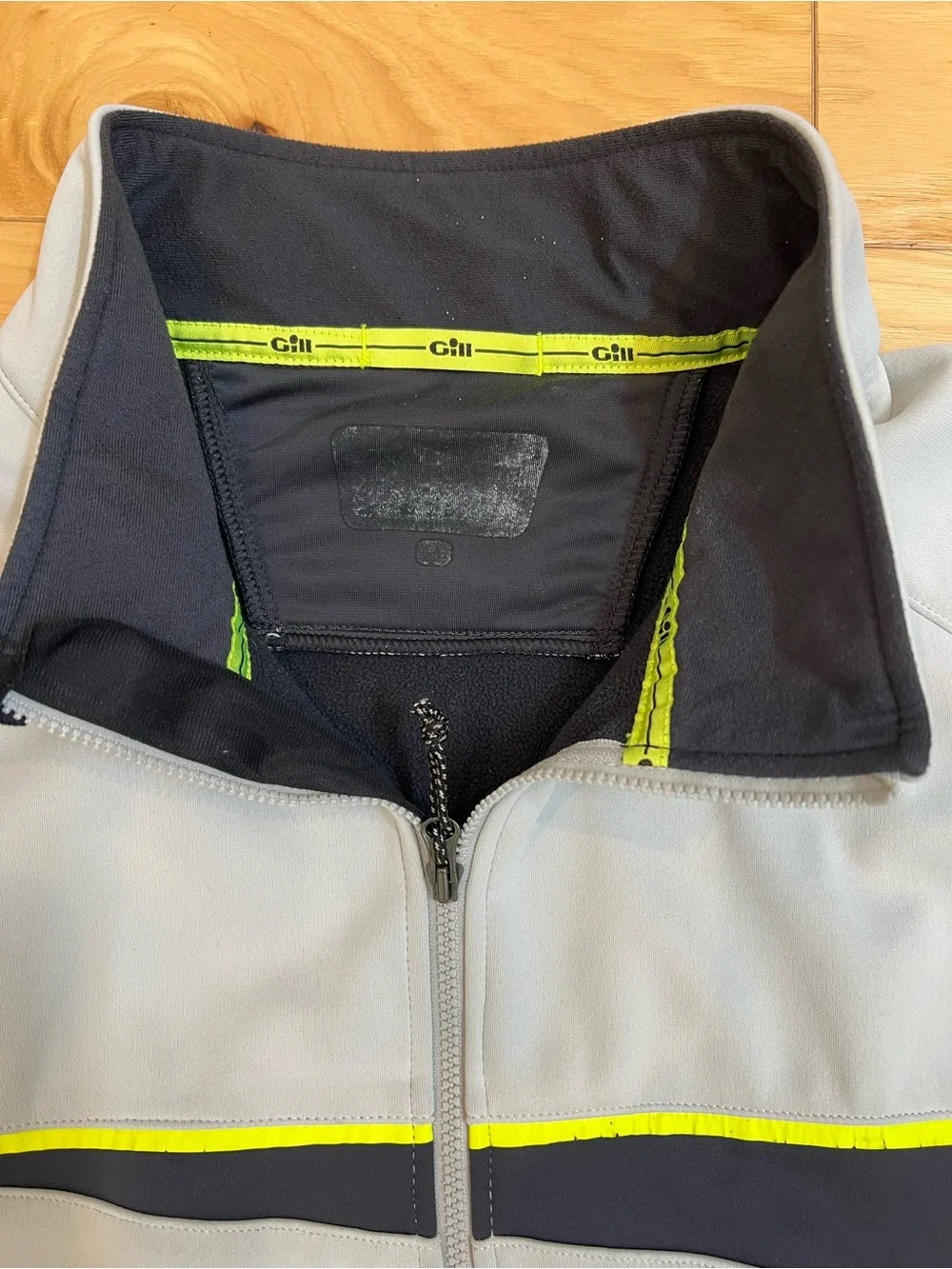 Gill race collection lightweight thermal